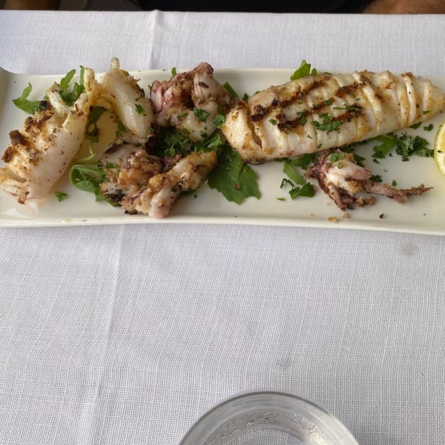 Calamari alla piastra  - Manila Beach