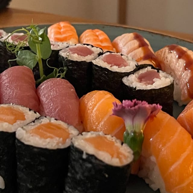 MISTO SUSHI per 1 persona - Jorudan Sushi, Naples