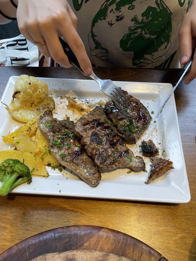 Costolette di agnello - La Cantina Amsterdam, Amsterdam