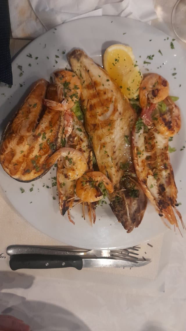 Grigliata mista di pesce - Lo Scoglio Sul Naviglio, Milan