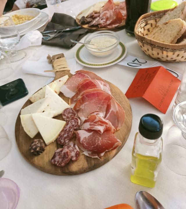 Tavolozza di salumi e formaggi (per 2 persone)  - Ristorante Le Terrazze c/o Grand Hotel delle Rocche