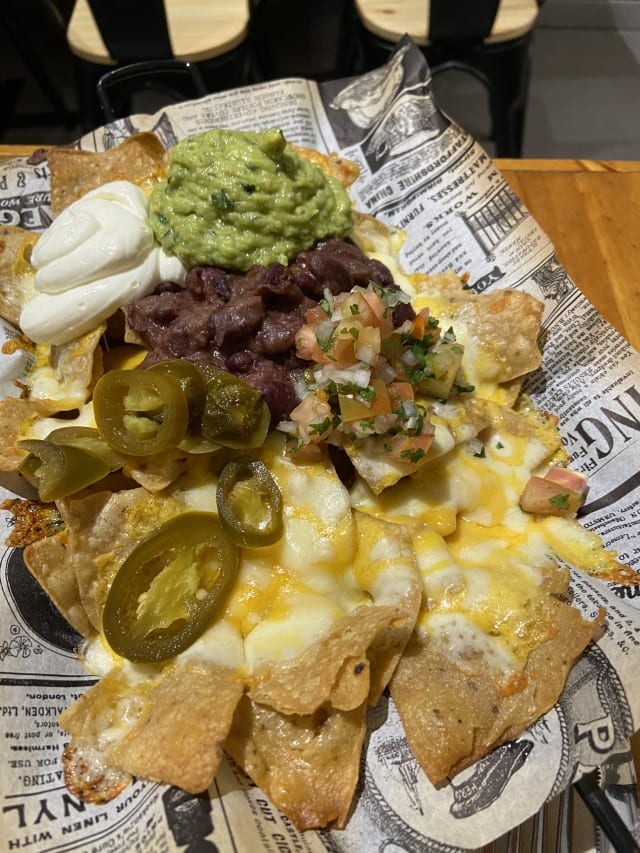 Nachos kiltro XL - Kiltro Restobar, Barcelona