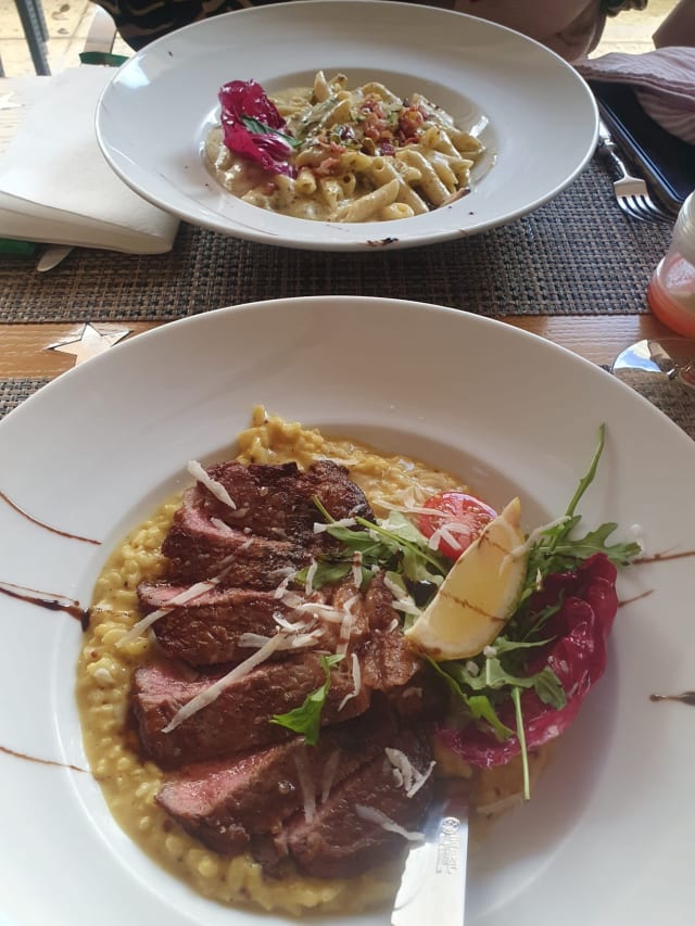 Vazia “à casa sua” com risotto de mostarda - À Casa Sua, Lisbon