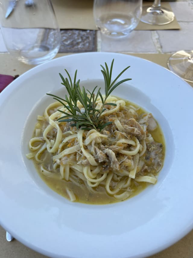 Taglierini di pasta fresca, ragù bianco di coniglio nostrale e rosmarino - Agriturismo Ulivello in Chianti