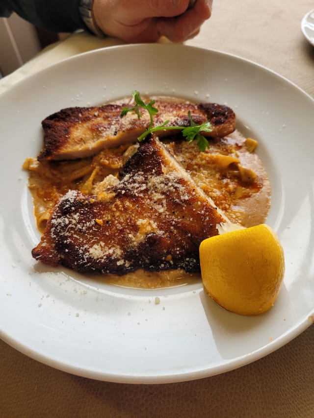 escalope à l'italienne, tagliatelles à la crème - La Biche aux Bois, Yerres