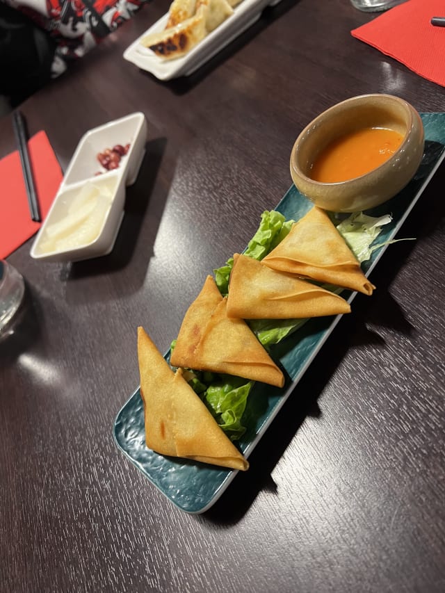 Ravioli curry fritti - Sento Ramen, Milan