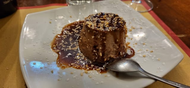 Budino “Belga” Con Caramello E Noccioline Tostate - Osteria al Cantone