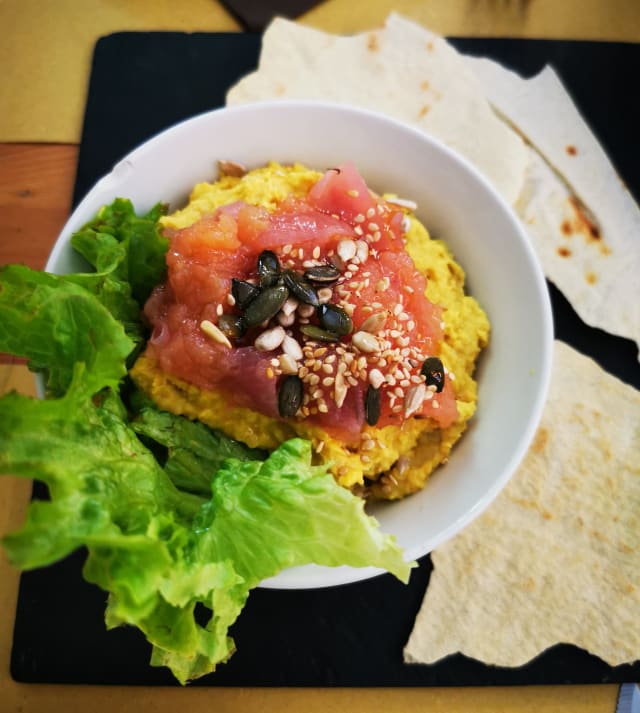 HUMMUS DI CECI IN VERDE CON PISELLI* E MENTA CON CHUTNEY DI MELE E PESCHE - Selezione Naturale