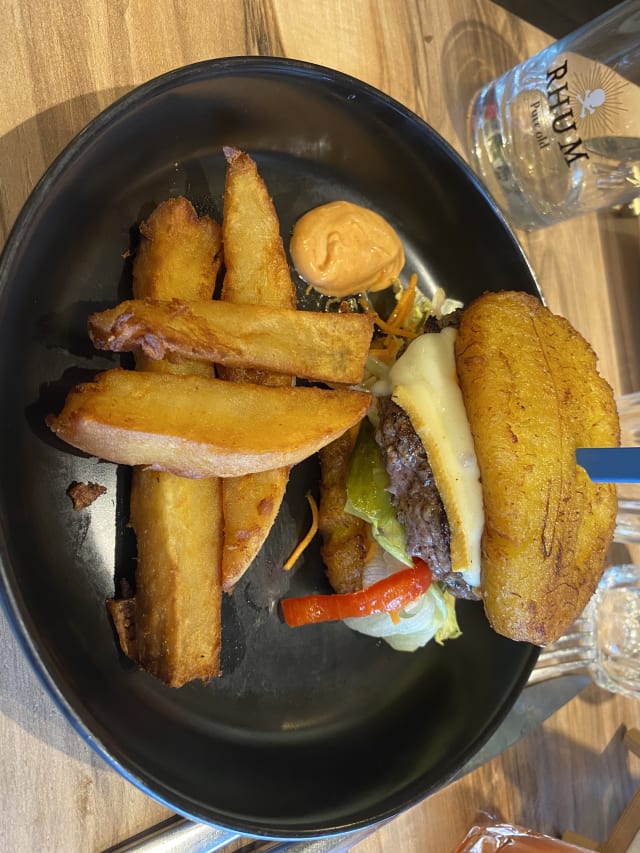 Plantain Burger - Le 1804, Livry-Gargan