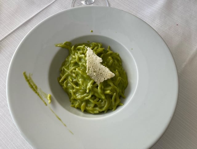 Trofie with pesto sauce - Vittorio al Mare, Genoa