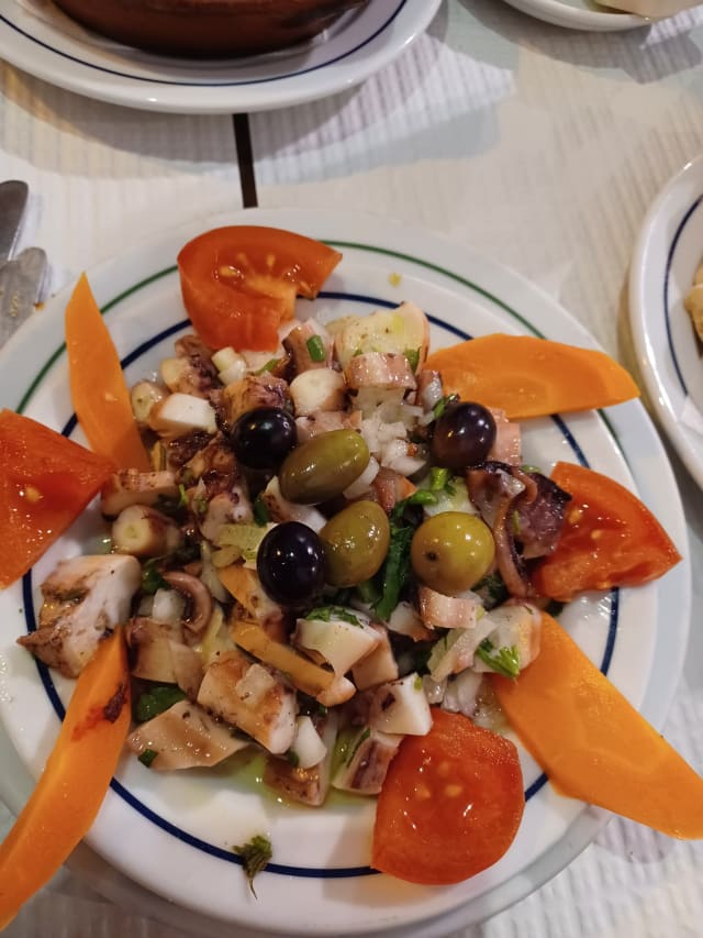 Salada de polvo - Dois Arcos, Lisbon