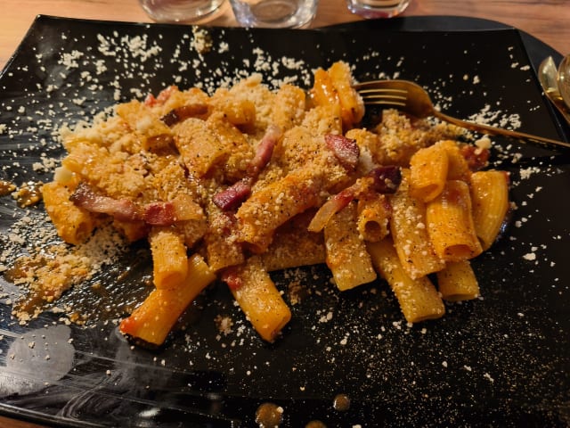 Rigatoni all’Amatriciana - Pasta e Ciccia, Nettuno