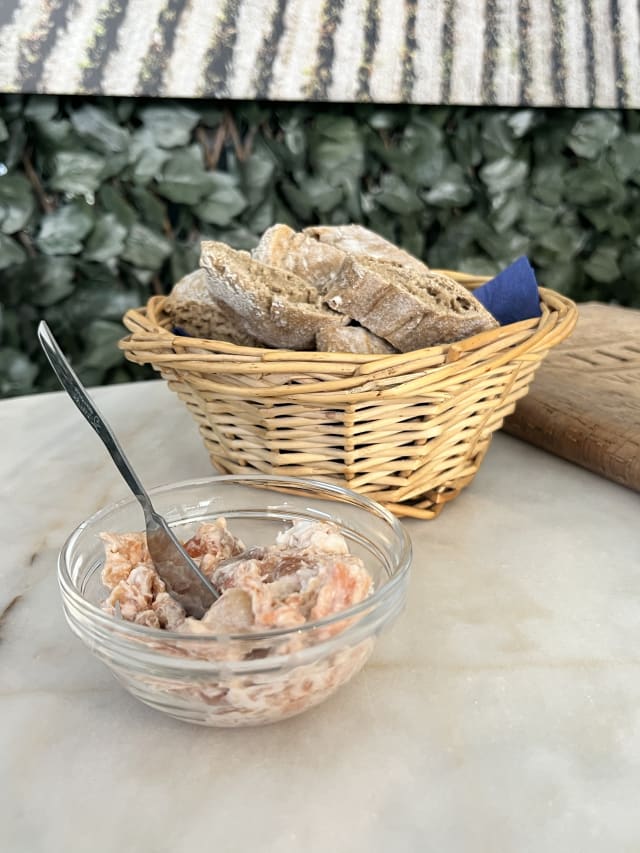 Rillette de salmão fumado - 111 Vinhos - Marquês