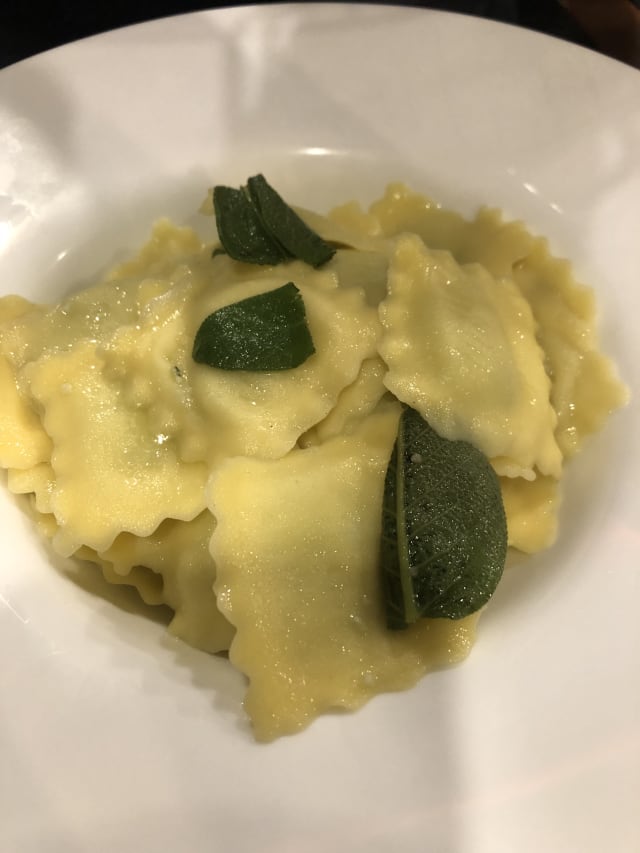 Ravioli burro e salvia - Bacco Felice, Spoleto