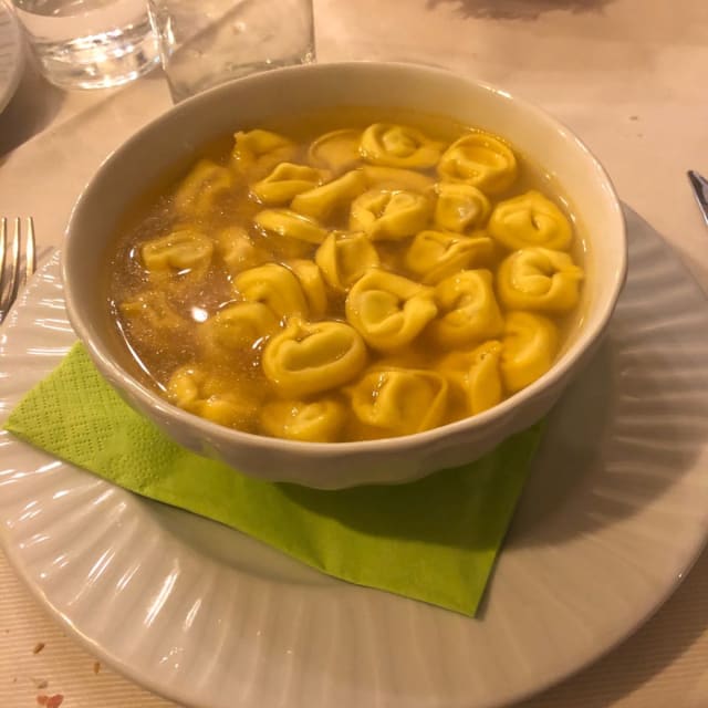 Tortellini in brodo - Bacco Felice, Spoleto