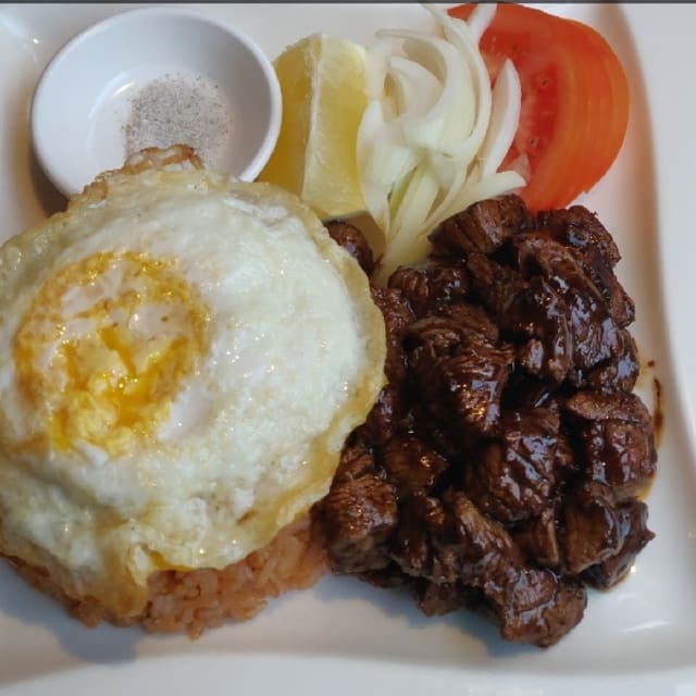 Riz au boeuf loc lac - Le Sarawan