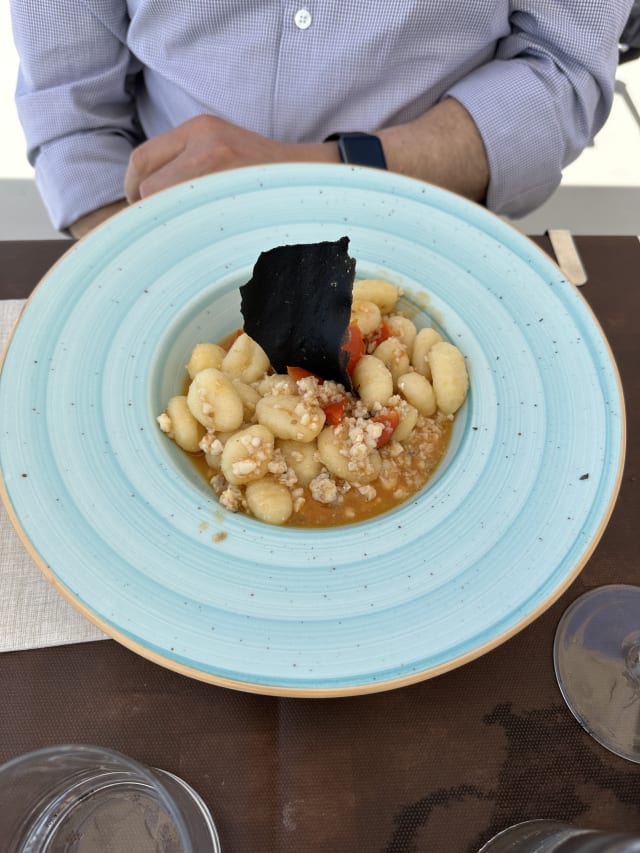 Gnocchetti con triglia e pomodoro confit - La Pinetina, Rosignano Marittimo