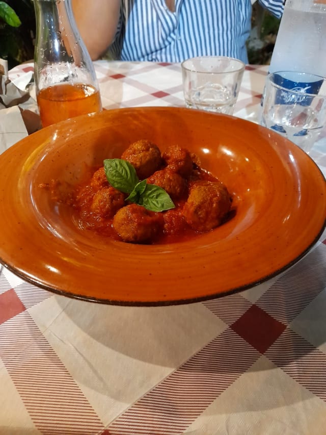 Polpette al sugo - L'Obelisco