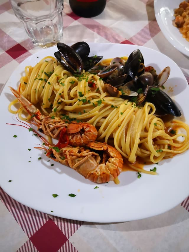 Linguine allo scoglio - L'Obelisco, Lecce