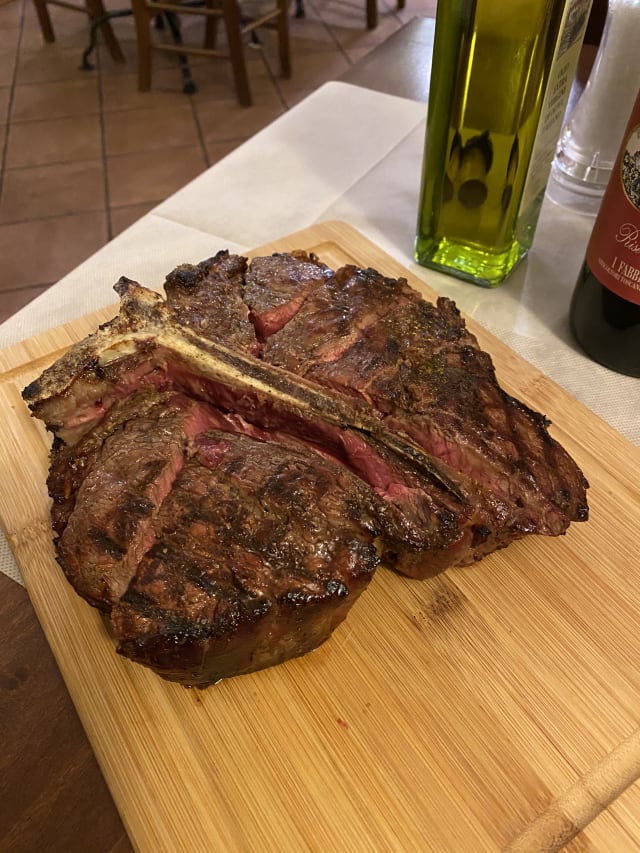 Fiorentina T-Bone Steak, minimum 1.2 Kg, cooking Rare                                                      price  per Kg - Locanda Il Gallo