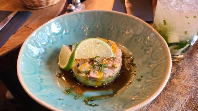 Tartare de dorade, écrasé d'avocats au gingembre - Le Gabin