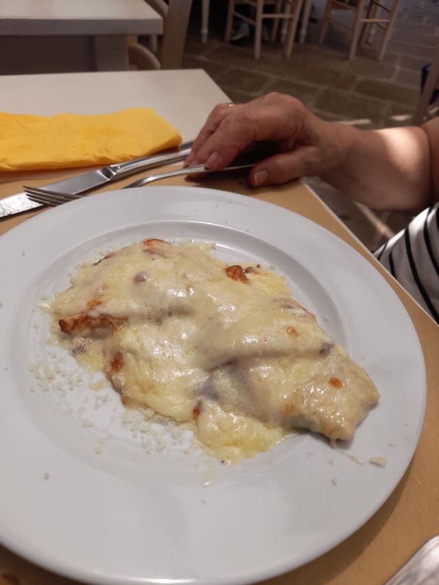 crespelle al radiccio e provola - L'orto di Hans