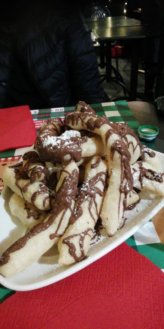 Coccoli con la nutella - La Maremma - Pizza e Sfizi, Rome