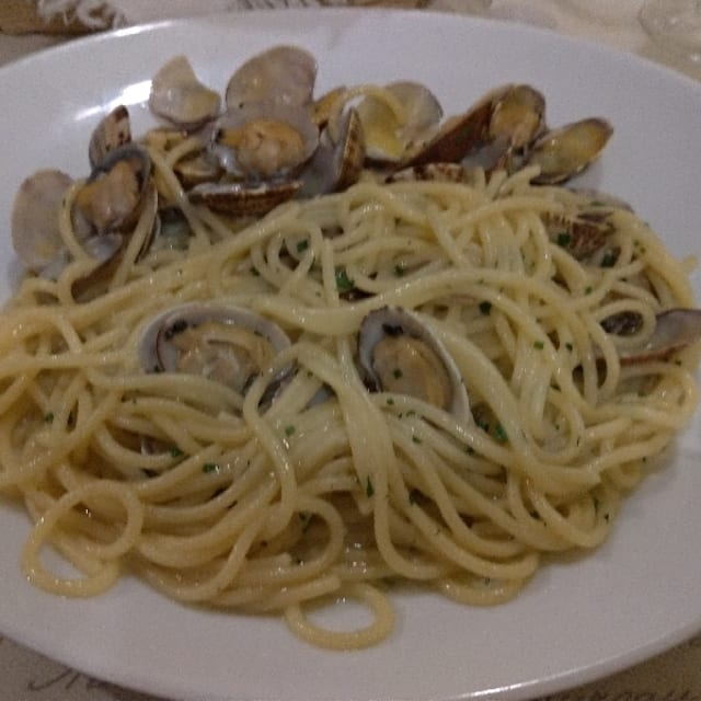 Spaghetti alle vongole veraci - La Tavernetta