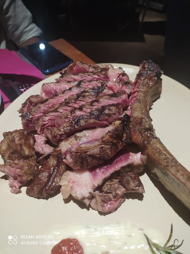 TOMAHAWK POLONIA - Carnoso, Pozzuoli