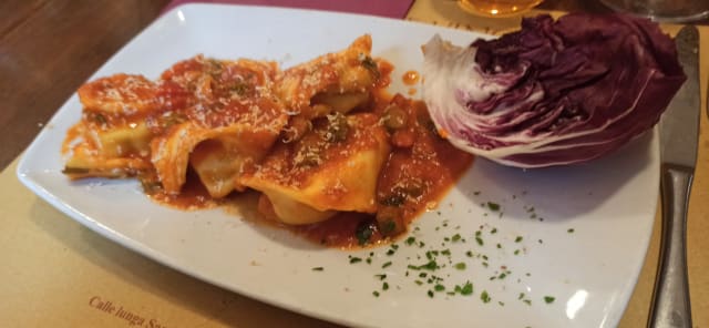 Tortelloni Ricotta Spinaci con Asparagi e Pomodorini - Trattoria Pizzeria Pan e Vin, Venice