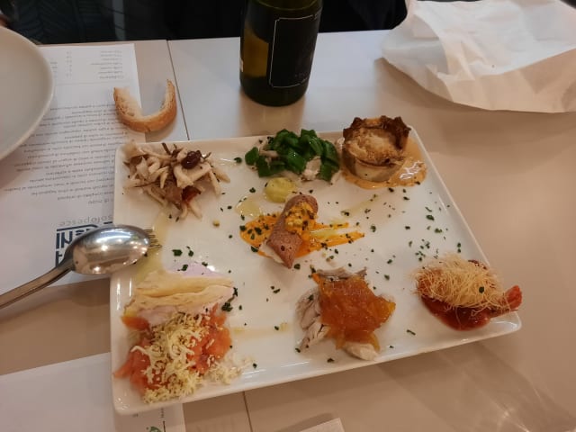 Degustazione di antipasti freddi e cadi  - Osteria Marconi