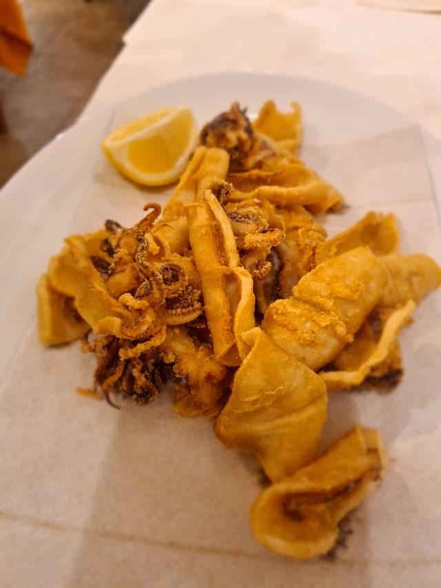 Frittura di calamari  - Grotta del Marinaio, Pescara