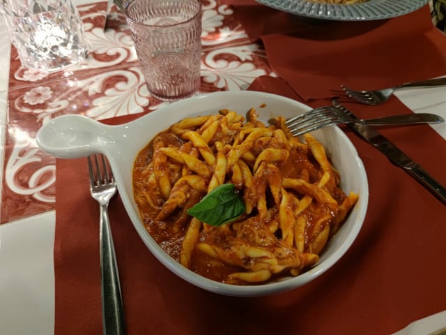 Fileja ‘nduja di spilinga e scamorza - Villa Adua Restaurant, Tropea