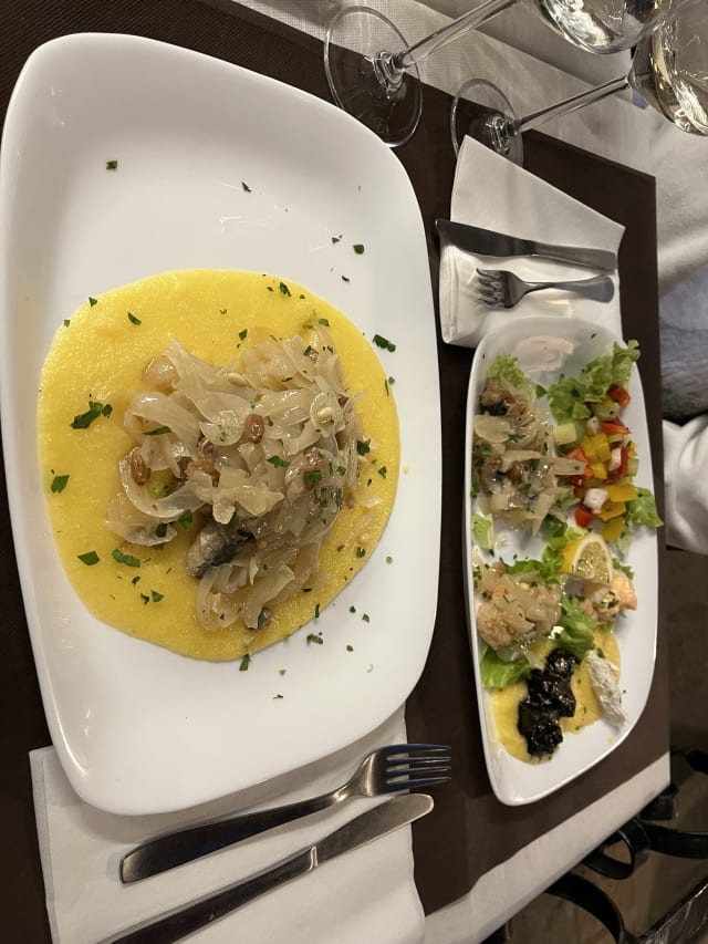 Sarde in saor alla veneziana con polenta - Trattoria Antica Torre, Venice