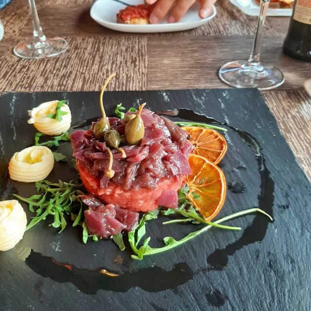 Tartare alla cipolla di tropea caramellata  - Pepe Nero - L'Arte della Carne