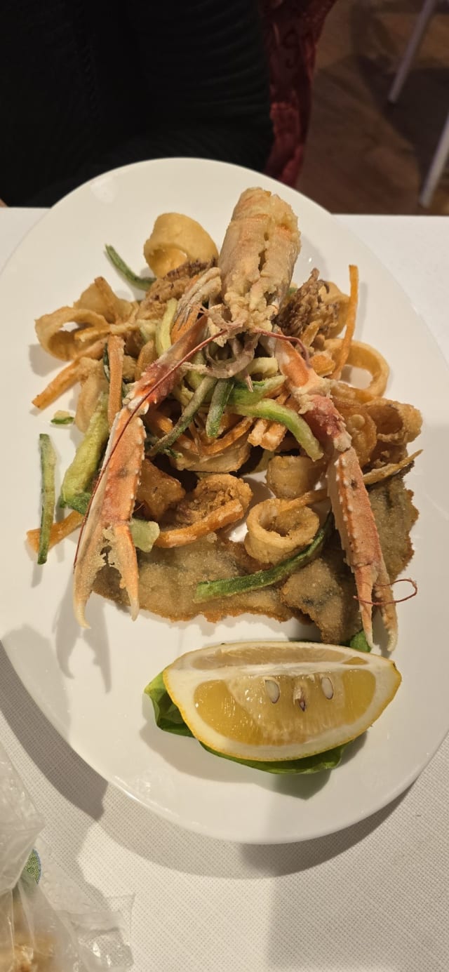 Gran Fritto del Miramare e Verdure Croccanti - Il convivio del Miramare, Rapallo