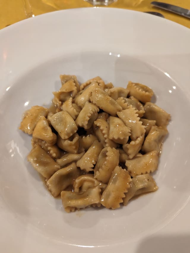 Agnolotti del plin al sugo d'arrosto - Aldente Trattoria Quadrilatero