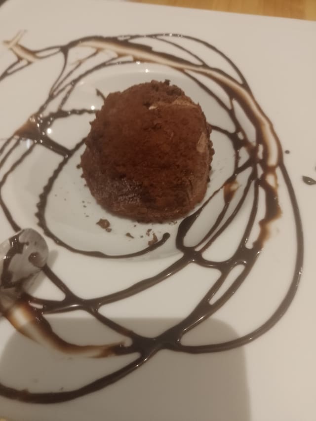 tartufo al cioccolatto di pizzo - Hamuri steakhouse hamburgeria