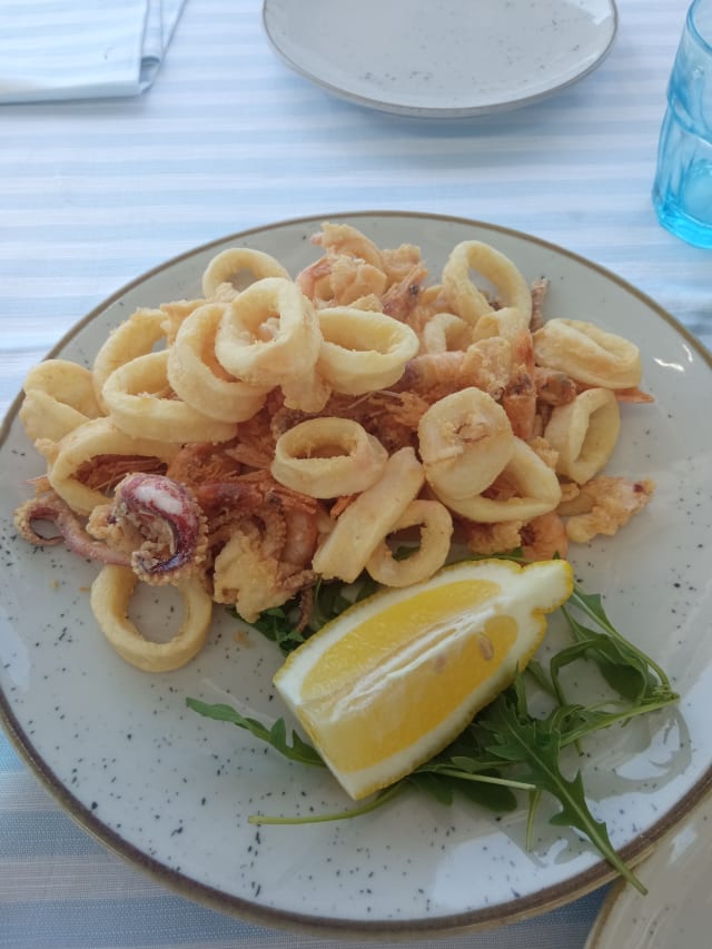 Frittura senza spine di gamberi e calamari - Vistamare Franco