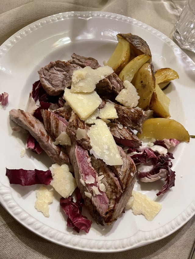 Tagliata di manzo - Hosteria Numero 1000, Fidenza