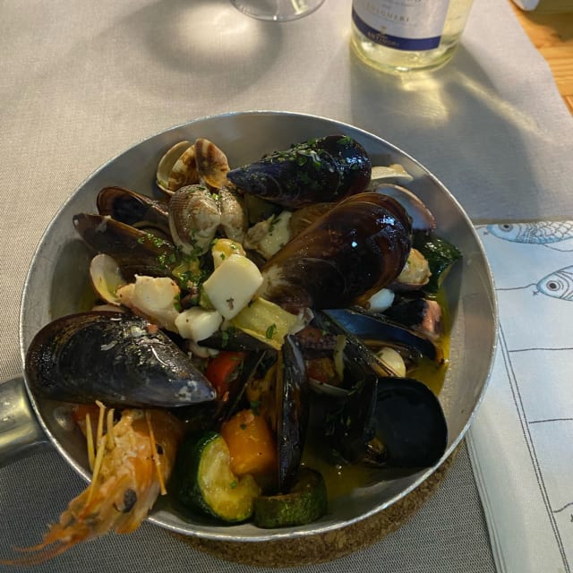 Spadellata di mare caldo con verdure - La Bottega Del Mare