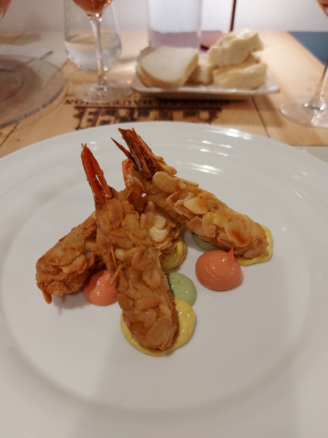 gamberi mandorlati alle tre maionesi  - La Cantina Clandestina, Genoa