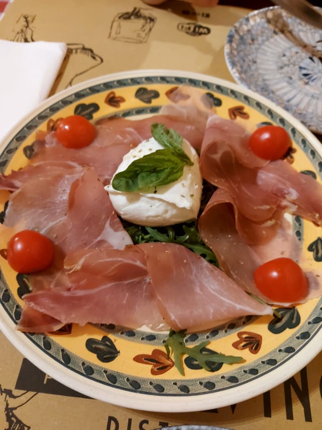 Prosciutto Toscano e mozzarella di bufala - Gustavino - Piazza della Signoria, Florence