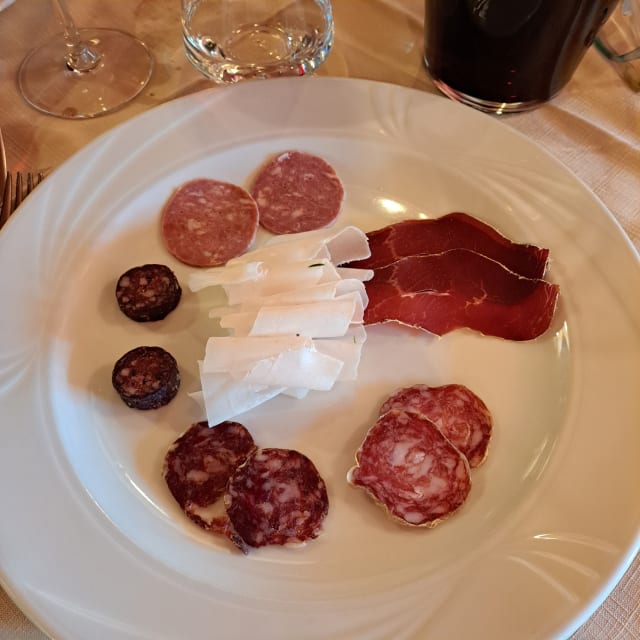 Piatto di salumi di arnad - La Kiuva