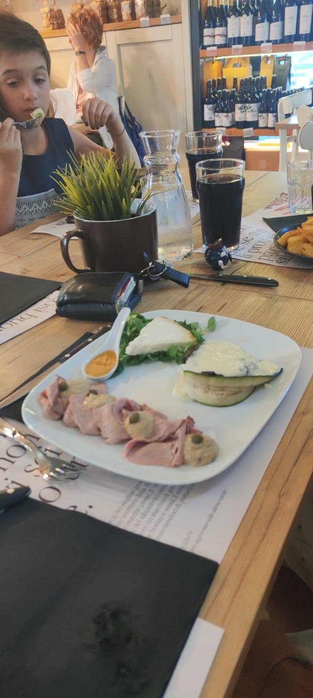 Tris di antipasti piemontesi - Bistrot la Scuderia, Mondovì