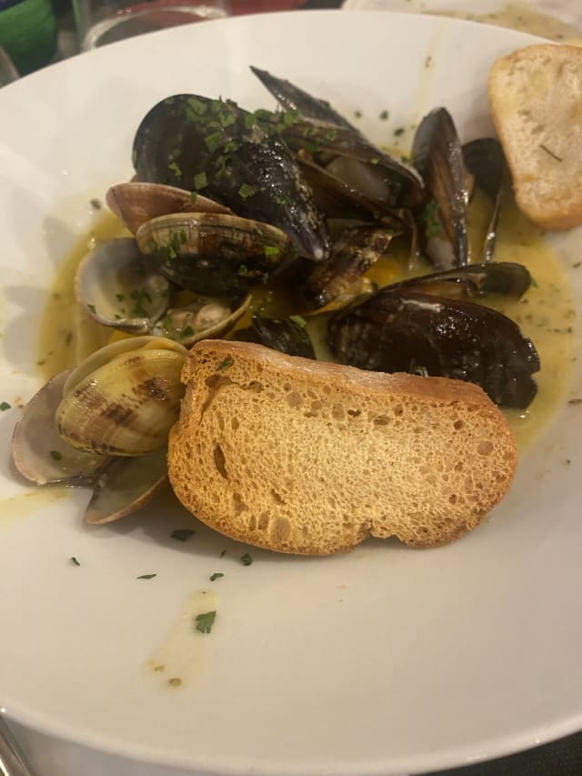 Soutè di cozze - Bistrot 4.5 Via Amsterdam, Rome