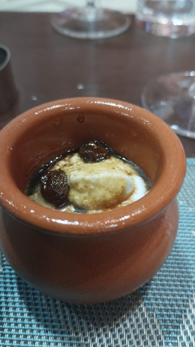 Mousse de queso fresco con carajillo de ron - Escola de Cuina Terra d'Escudella, Barcelona