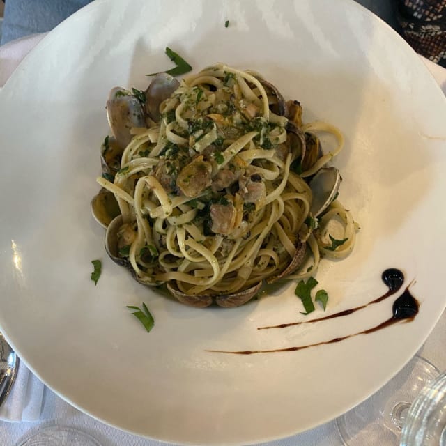 Linguine alle vongole - Domani, Paris