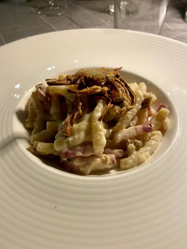 Passatello asciutto con guanciale di norcia e carciofi croccanti con spuma calda di parmigiano - I Portoni Di Zolì, Bologna