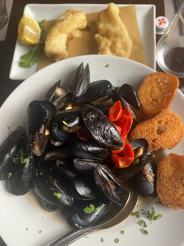 Soutè di Cozze - Blunotte Restaurant , Lecce